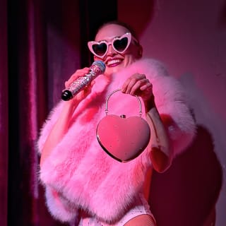 Can Can's Ooh La La! 5