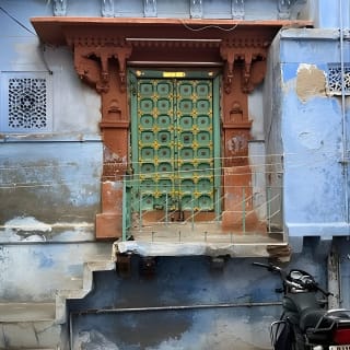 Walk to blue heritage tour with rishi  4