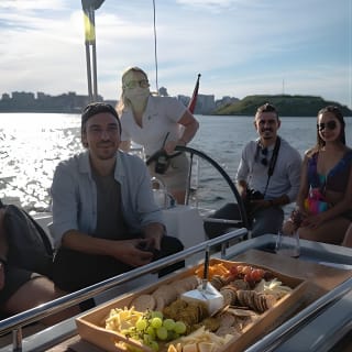JFarwell Private Yacht Wine & Cheese Sunset Sail 5