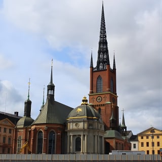 Walking Tour of Stockholm Old Town 3