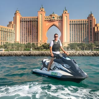 90-Minuten-Dubai Palm Jumeirah Jetski-Tour 16