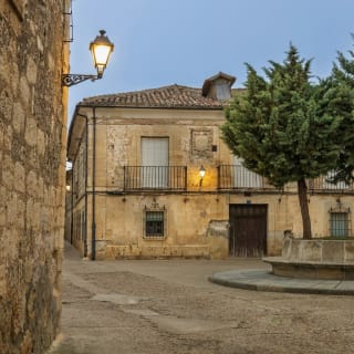 Valladolid Cervantes: Self-Guided Escape Game & Walking Tour 2