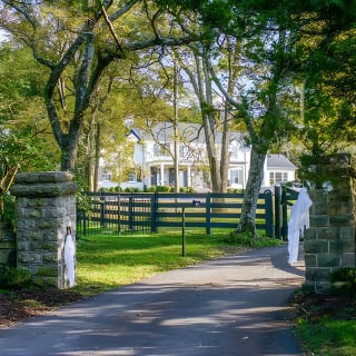 Nashville "Homes Of The Stars" Narrated Bus Tour with 30+ Celebrity Homes 3