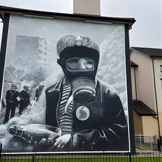 Derry/Londonderry-Street Art and Murals Walking Tours 9