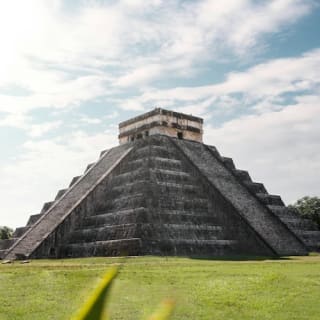 Chichén Itzá: Entrada + Tour a pie 2