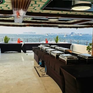 Abu Dhabi: Rose Royale Megayacht Dinner Cruise 8