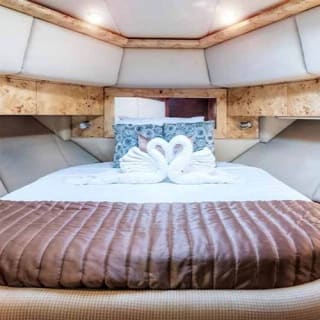 61ft Luxus-Yacht-Charter: Silver Creek 10