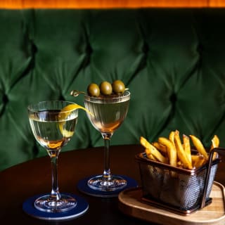 Martini & Fries im Punch Room 4