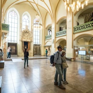 Prohlídka Starého Města pražského a Židovské čtvrti s průvodcem + galerie Roberta Guttmanna 4