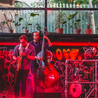 LIVE JAZZ JAM W/ STRATOS 1