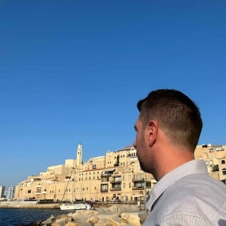 תל אביב: כרטיסים להשכרת סירה פרטית עם רב חובל למשך שעה או שעתיים 8