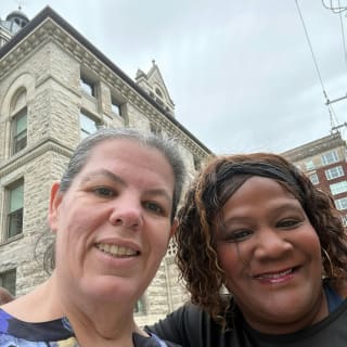 Lexington, KY Murder Mystery: ¡Resuelve el caso! 4