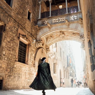HistARy AudioTour: History and Comedy with Augmented Reality 2