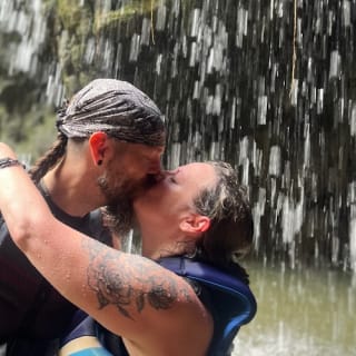Bosque de la Vega Baja: Excursión Guiada a Cuevas + Cascada 2