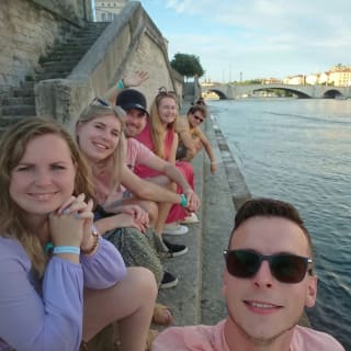Jeu d'exploration en plein air dans la vieille ville de Lyon 4