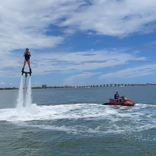 Lerne, wie man mit einem Pro Flyboarden, Miamis ultimatives Abenteuer 27