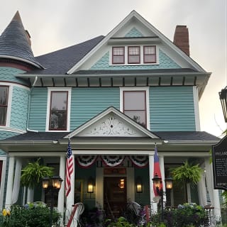 History and Architecture Walking Tour  1