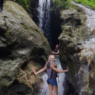 Bosque de la Vega Baja: Excursión Guiada a Cuevas + Cascada 6