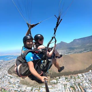 Private Exclusive Tandem Paragliding Experience in Cape Town 6