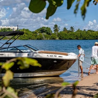 Top-Rated Boat Rental with Captain | 1 to 11 People 28