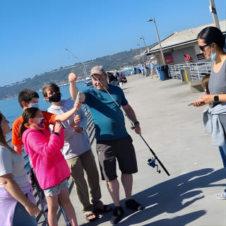 2-Hour San Diego Pier Fishing Experience 11