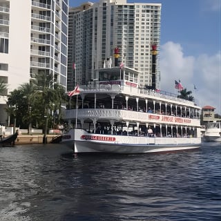 Jungle Queen Riverboat 90-Minute Narrated Sightseeing Cruise in Fort Lauderdale 2