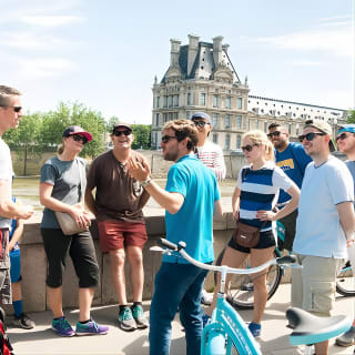 Excursion à vélo des hauts lieux de Paris : Tour Eiffel, Louvre et Notre-Dame 4