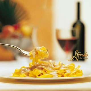 Ristorante Alfredo alla Scrofa: Menu con le Fettucine Alfredo originali 1
