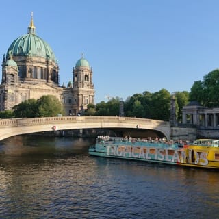 Berlin: 2.5-Hour East Side Cruise + Audio Guide 2