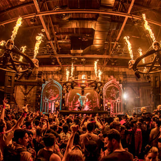 Avant Gardner Presents Nora En Pure 3
