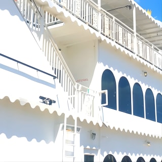 Venice of America Tour | Millionaire's Row | Complimentary Drinks 15