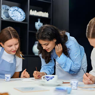 Taller de Pintura en Azulejos Holandeses Tradicionales en Ámsterdam 17