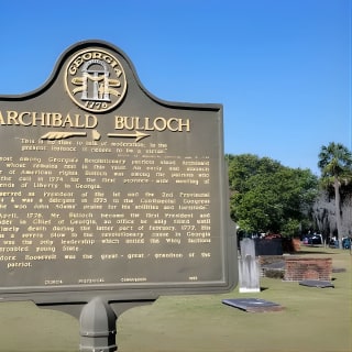 Savannah's Colonial Park Cemetery God's Acre Tour  4