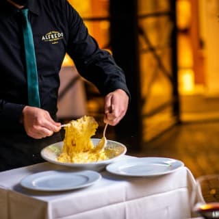 Ristorante Alfredo alla Scrofa: Menu con le Fettucine Alfredo originali 12