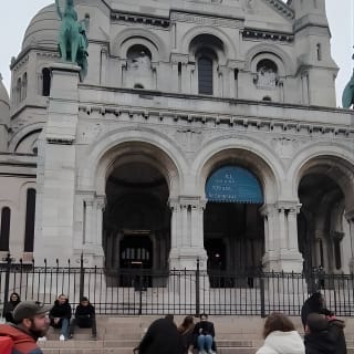 Paris Montmartre Walking Tour Best Art Culture and Food 13