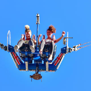 Slingshot & GX5 Extreme Swing: Thrill Rides at Clarke Quay 3