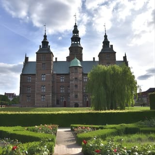  3h walking tour, small group max 10 people Copenhagen 4