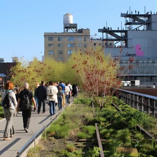 Chelsea Architecture and Art Tour with Award Winning NYC Guide 2