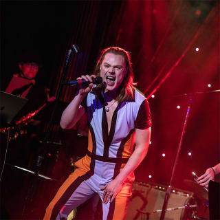 Broadway Sings ABBA with a Live Orchestra 3