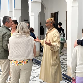 Visite guidée à pied de la médina pour découvrir les monuments & Souks 8