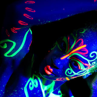 Neon Naked Life Drawing: Greenwich Edition 4