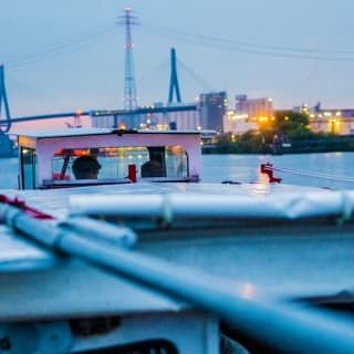 Hamburger Hafen: 90-minütige Lichterfahrt auf Deutsch 3
