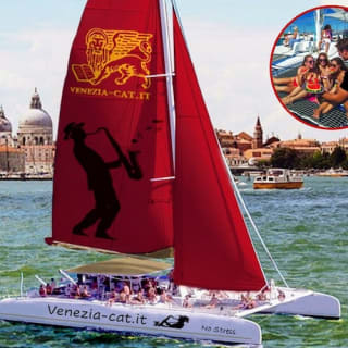 Laguna di Venezia: Tour in catamarano con pranzo 2