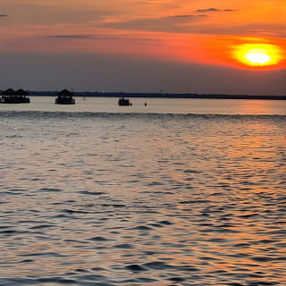 Private Sunset Crab island Tour up to 6 people captain 4