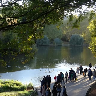 Royal tour of St James', Parks, Palaces and Royal intrigue 7