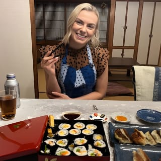 Yokohama: Manga/Anime Art & Cooking Experience in a Tatami Room 43