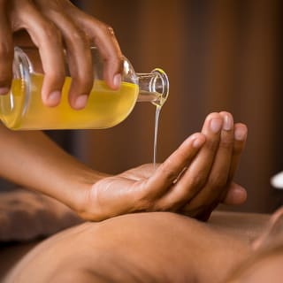 Masaje Chakra de 55 minutos (sólo para mujeres) 1
