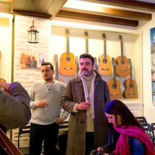 Espectáculo Flamenco de Sevilla: Visita Guiada + Tapas 5