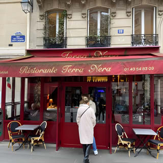 Emily à Paris La tournée non officielle 5