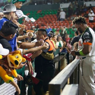 Leones de Yucatán vs Pericos, Serie 16 Juego 3 - Tarjeta Regalo 3